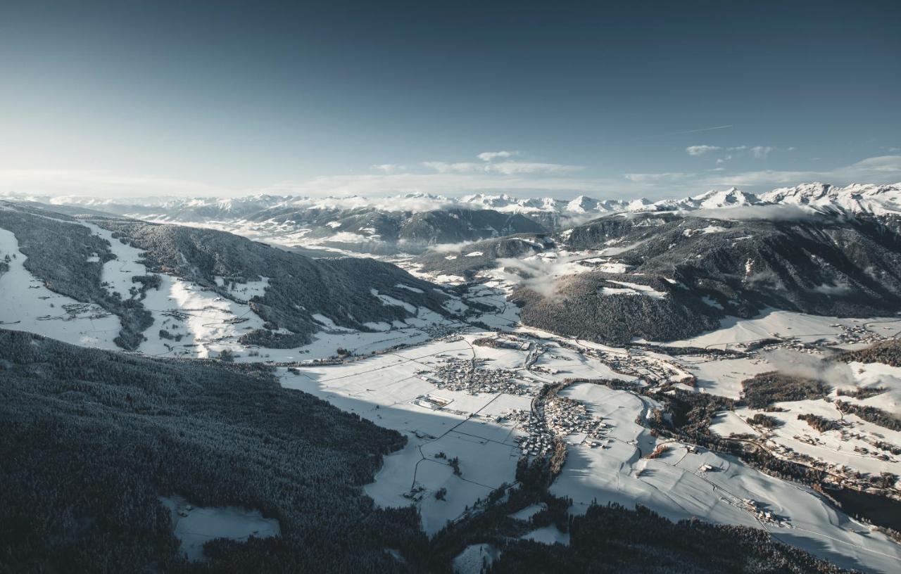 Hotel Fameli Olang Exteriör bild